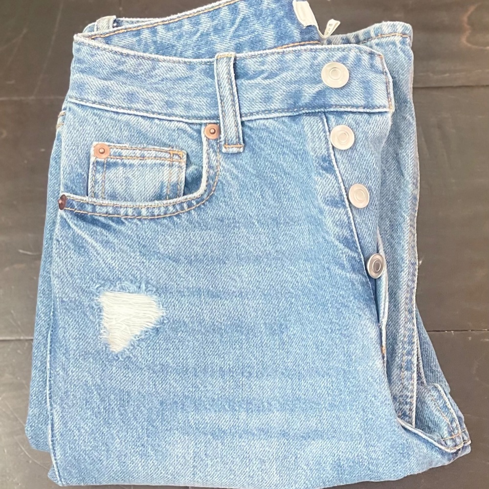 H&M - Picture 2 of 3